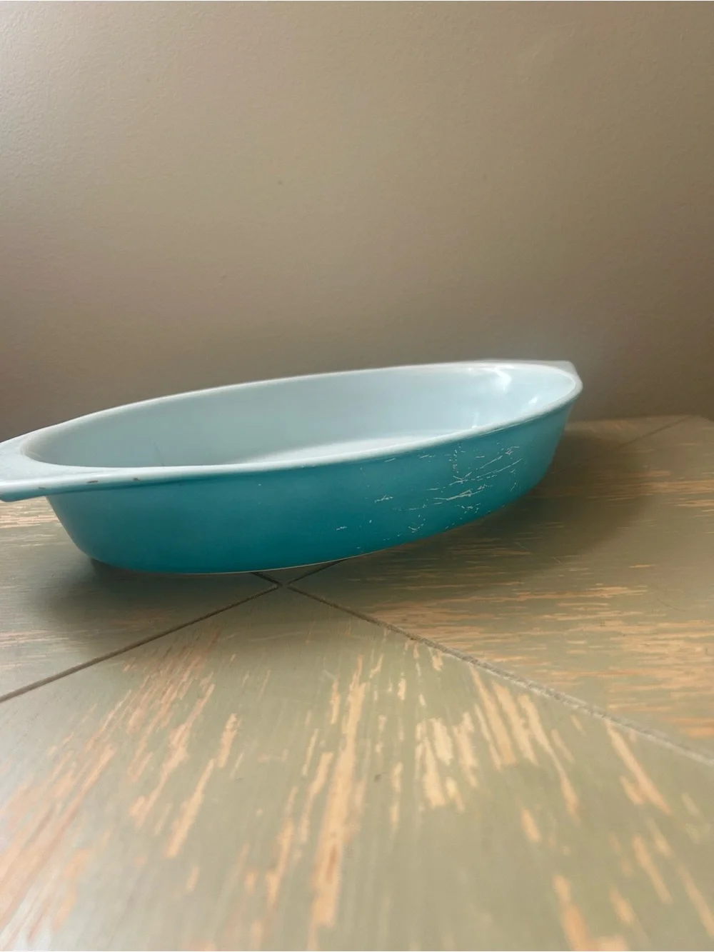 Pyrex Turquoise Unmarked 043 Casserole Dish